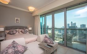 Prime Retreats - Downtown Dubai